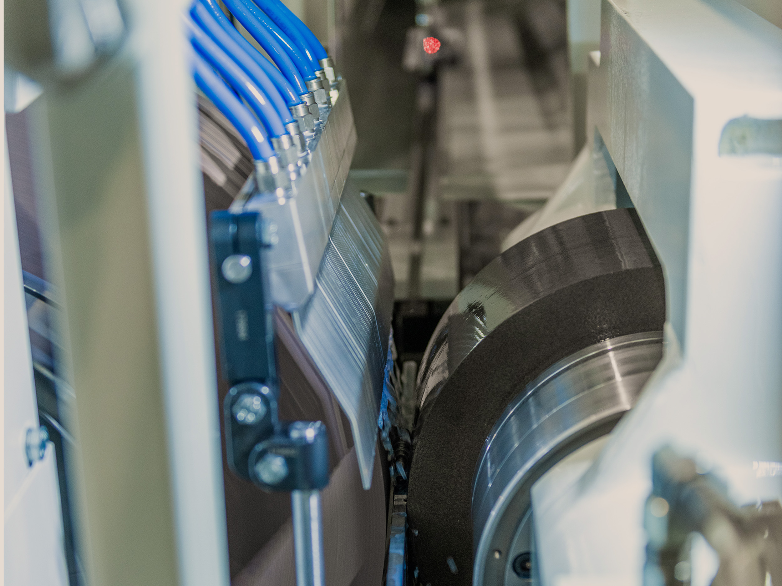 UVA LIDKÖPING AB - High-precision grinding solutions
