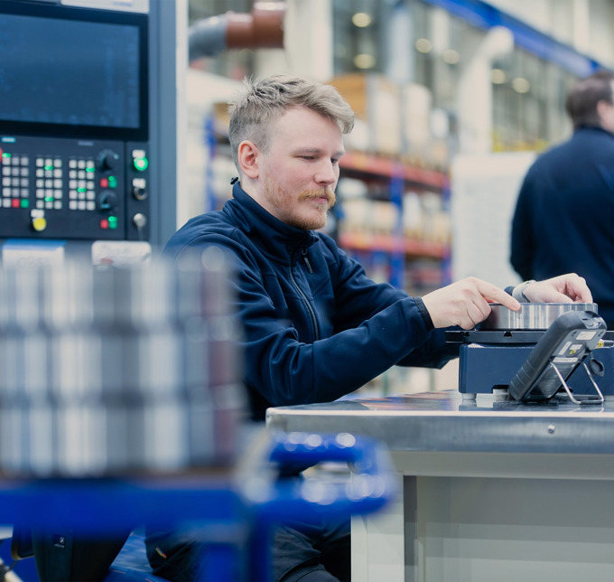 UVA LIDKÖPING AB - High-precision grinding solutions
