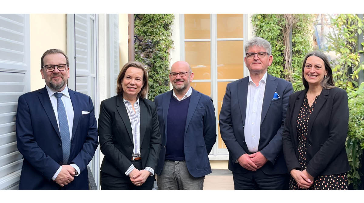 From the left in the image: Mika Virtanen, President Air and Mechatronics of Dacke Industri, Satu Rautavalta, VP Business Area Air Technology , Air and Mechatronics of Dacke Industri, Flavio Coscia, CEO M&M Instruments, Metin Gerceker, MD for Water & Power, EMEA Rotork, Claire Porter-Bryant, Head of Legal, EMEA and India Rotork.