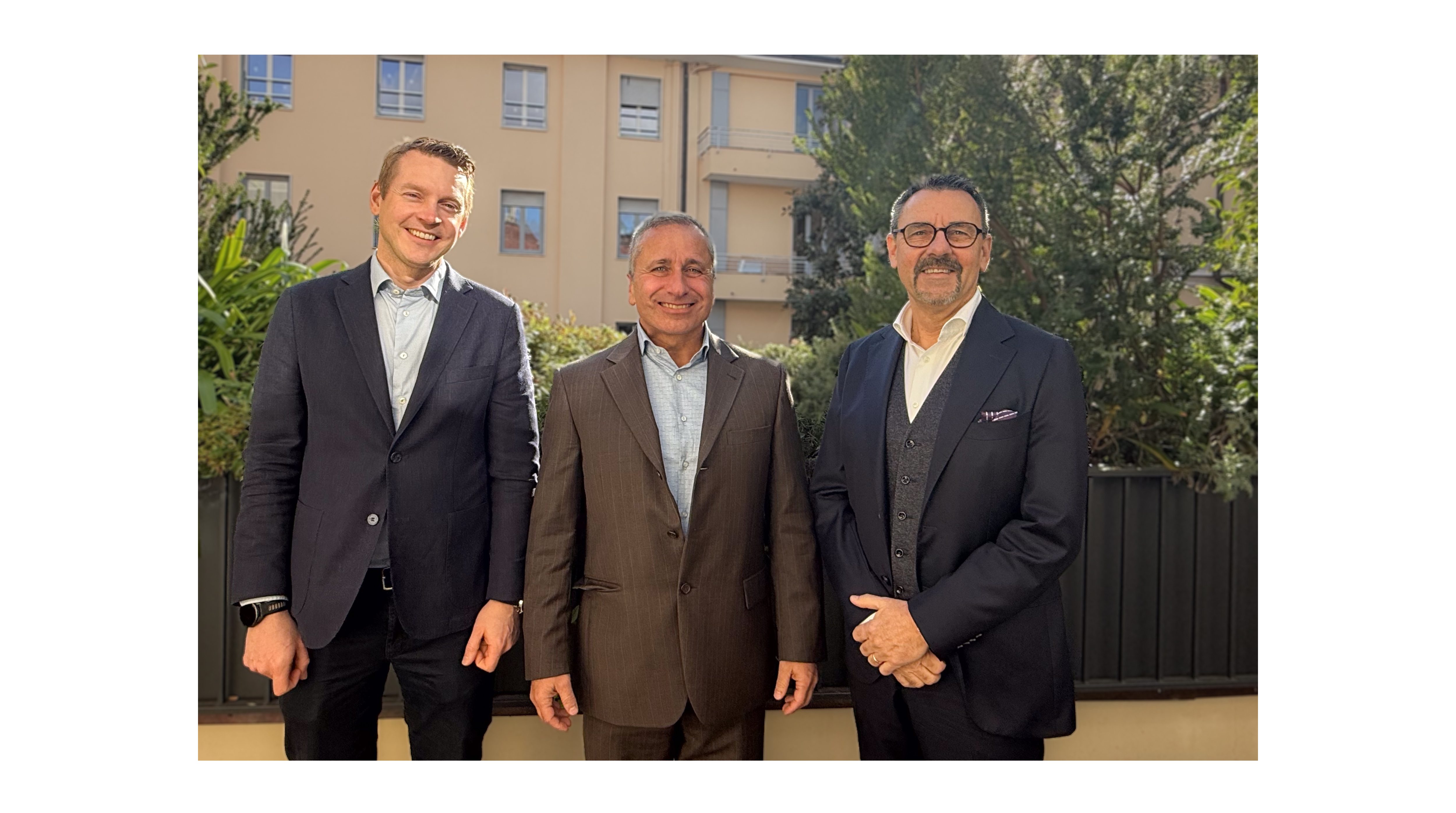 From the left in the image: Lowe Fällmar, Group VP Acquisitions and Business Development, Andrea Gambusera CEO and co-owner of Hydronit S.r.l., Lars Fredin, Group CEO of Dacke Industri.