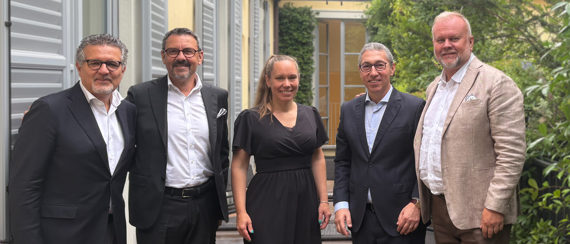From the left in the image: Roberto Guetta, former co-owner of Blink S.r.l. Lars Fredin, Group CEO of Dacke Industri, Jenny Svärd, VP Business Development and Acquisitions of the division of Electronics, Riccardo Arienti CEO and co-owner of Blink S.r.l. And Lars Åleby, President Electronics of Dacke Industri.