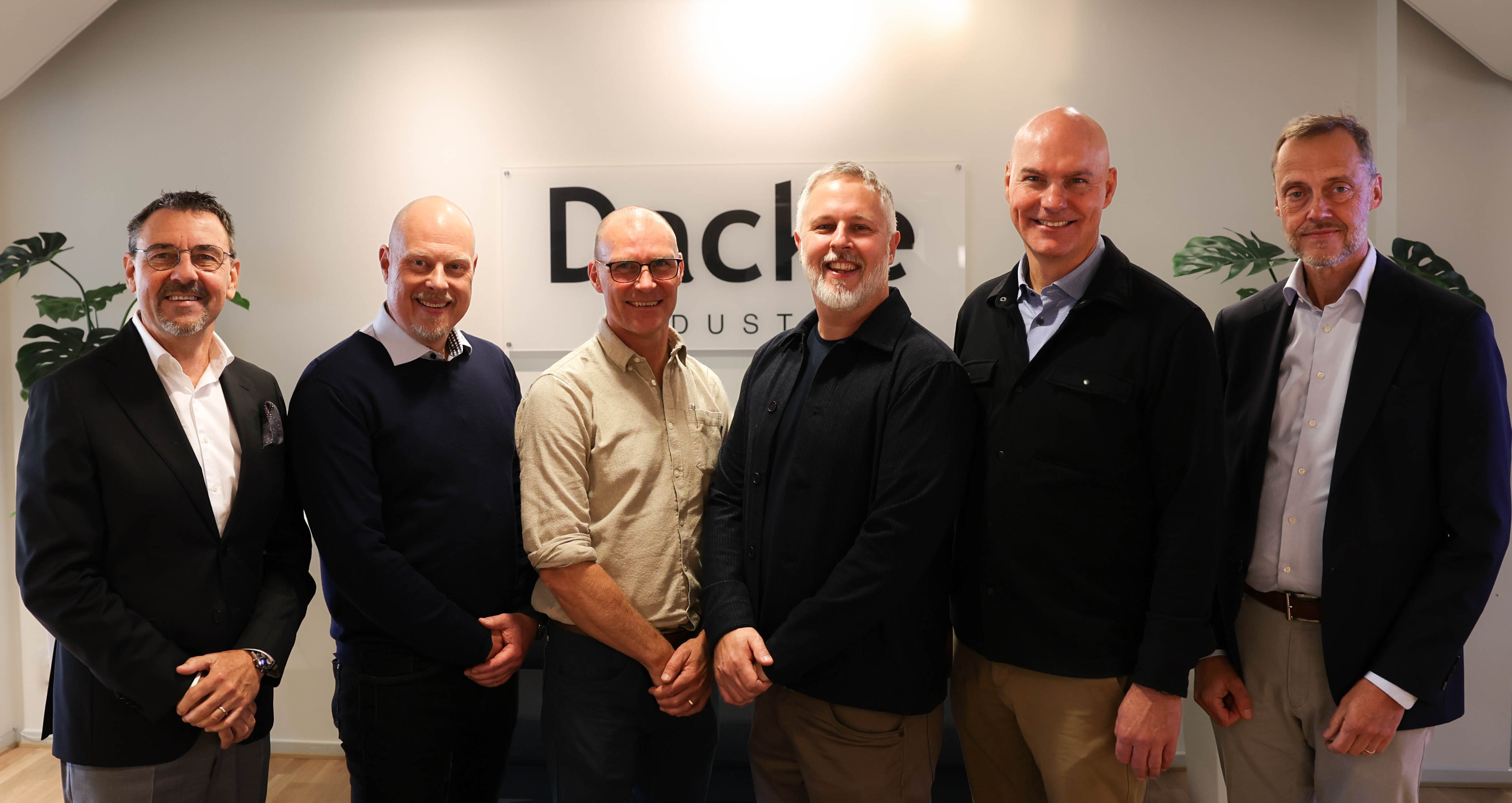 From the left in the image: Lars Fredin Group CEO of Dacke Industri, Tommy Strand CEO and co-owner of Inlead Automation AB, Ola Carlström co-owner of Inlead Automation AB, Mikael Hansch co-owner of Inlead Automation AB, Jonas Bülow co-owner of Inlead Automation AB, Kenneth Carlsson President Precision and Protection of Dacke Industri and Chairman of Inlead Automation AB.